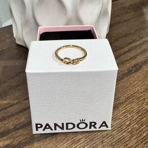 Pandora Gold Knot Ring - Slim Twisted Band